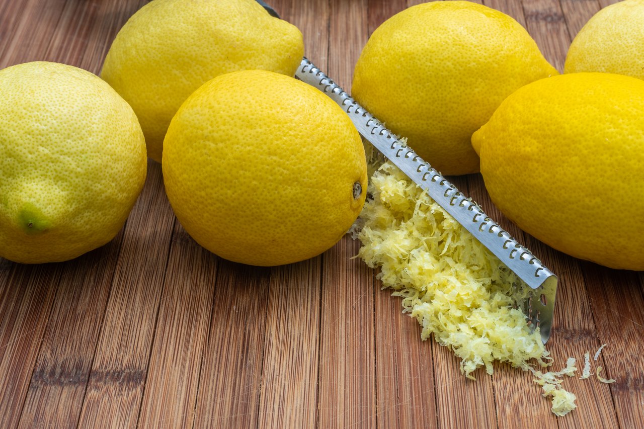 Réutiliser les épluchures de citron